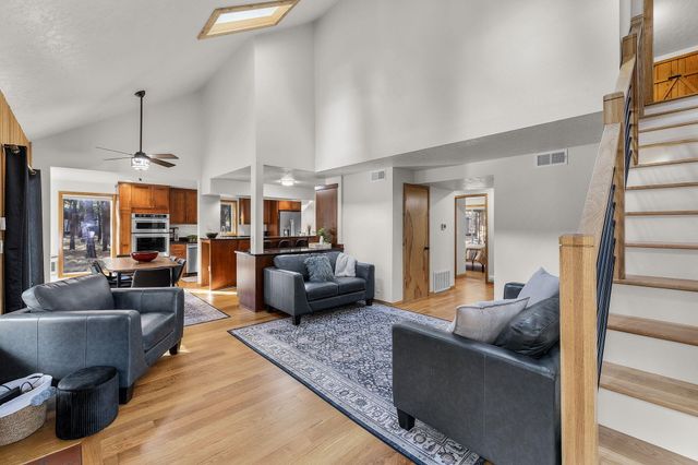 69388 Tollgate, Sisters, OR 97759