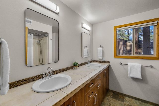 69388 Tollgate, Sisters, OR 97759