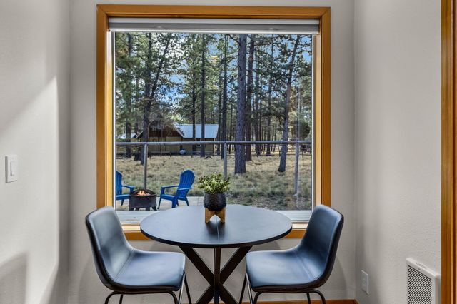 69388 Tollgate, Sisters, OR 97759