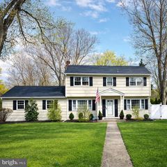 20 COREY DR, Ewing, NJ 08628