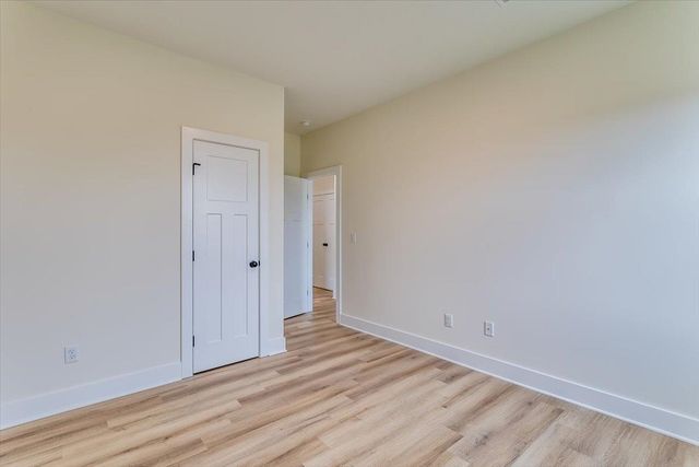 5719 Bristol St, Wichita, KS 67220