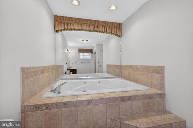 112 BRAMBLEWOOD LN, Lewisberry, PA 17339