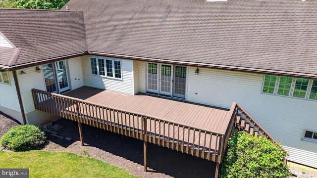 112 BRAMBLEWOOD LN, Lewisberry, PA 17339