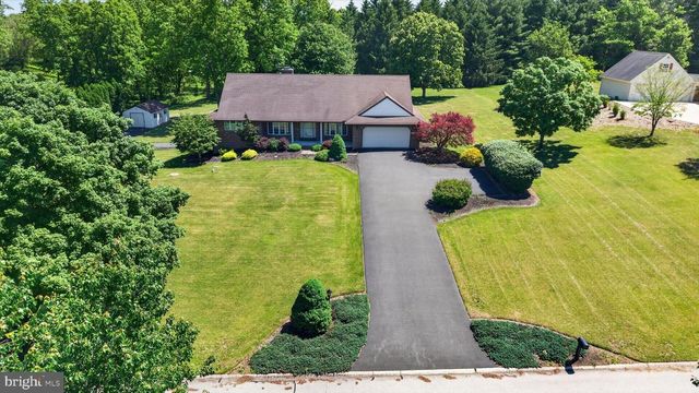 112 BRAMBLEWOOD LN, Lewisberry, PA 17339