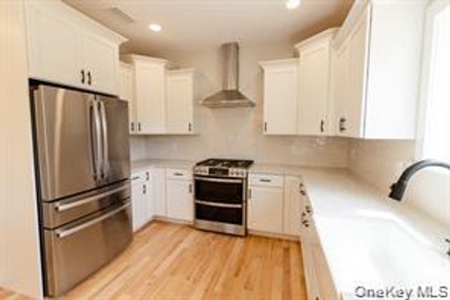 46 Azalea Lane, Slate Hill, NY 10973