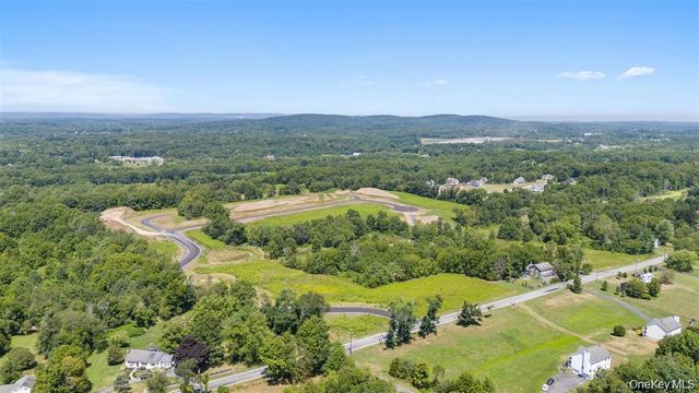 46 Azalea Lane, Slate Hill, NY 10973