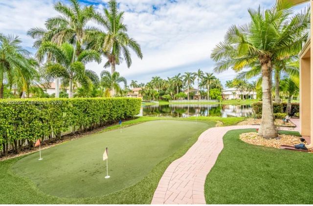 1333 SW 175th Way, Pembroke Pines, FL 33029