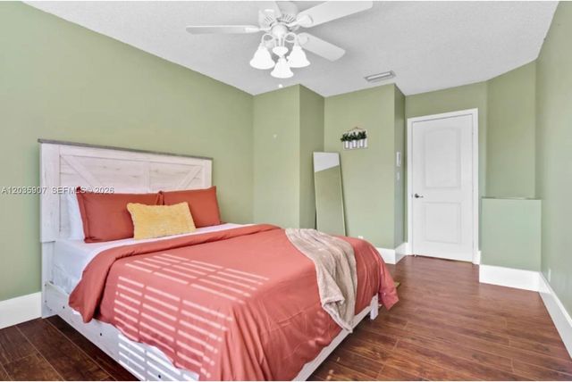 1333 SW 175th Way, Pembroke Pines, FL 33029