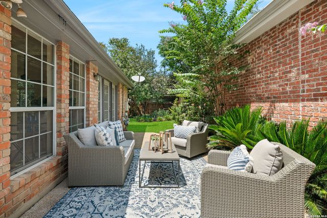 34 Longsford, San Antonio, TX 78209