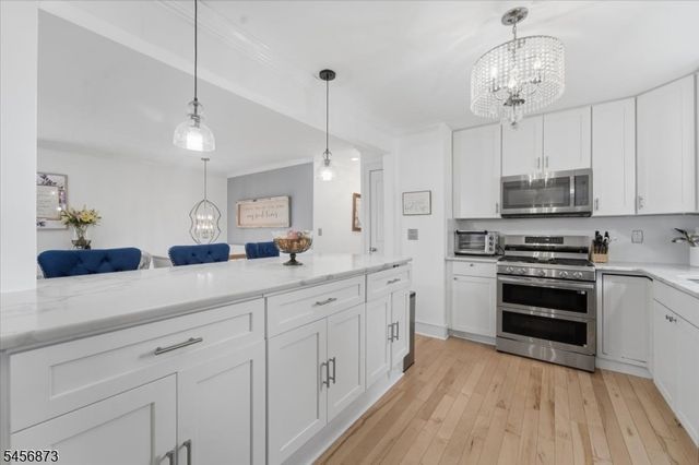 105 Osceola Ave, Middlesex Boro, NJ 08846