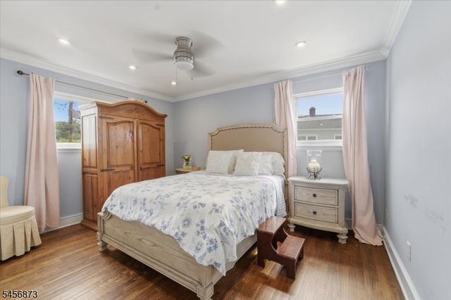 105 Osceola Ave, Middlesex Boro, NJ 08846