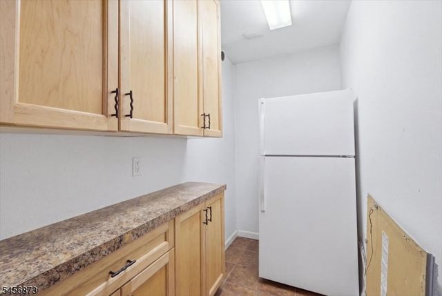 105 Osceola Ave, Middlesex Boro, NJ 08846