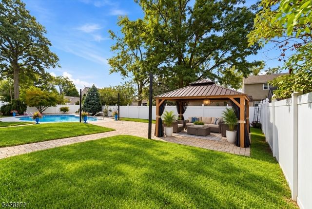 105 Osceola Ave, Middlesex Boro, NJ 08846