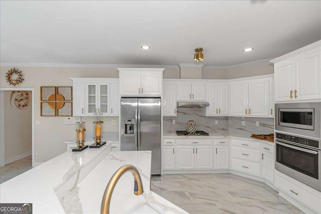 1114 Edward Drive, Mcdonough, GA 30252