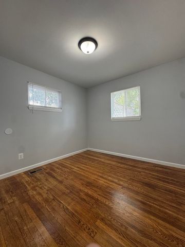 1051 1051 REDLEAF LANE Lane, Ypsilanti, MI 48198
