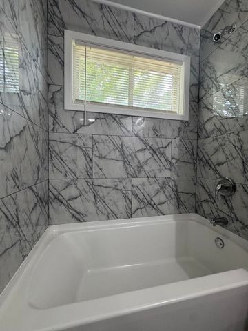 1051 1051 REDLEAF LANE Lane, Ypsilanti, MI 48198