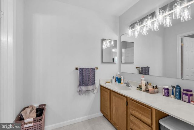 6861 WILLIAMSBURG POND CT, Falls Church, VA 22043