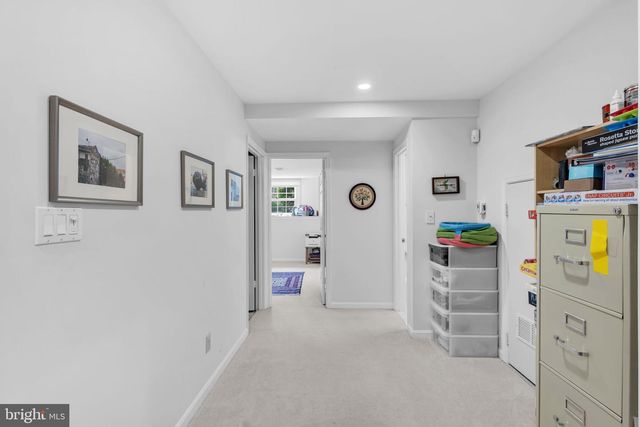 6861 WILLIAMSBURG POND CT, Falls Church, VA 22043