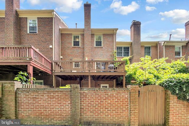 6861 WILLIAMSBURG POND CT, Falls Church, VA 22043