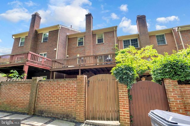 6861 WILLIAMSBURG POND CT, Falls Church, VA 22043
