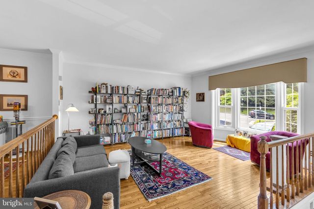 6861 WILLIAMSBURG POND CT, Falls Church, VA 22043