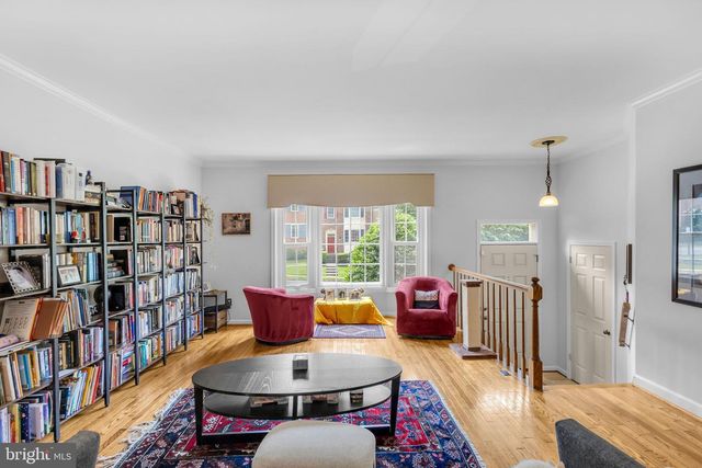 6861 WILLIAMSBURG POND CT, Falls Church, VA 22043