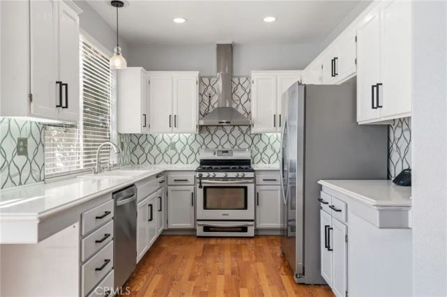 27483 Bunkerhill Drive, Corona, CA 92883
