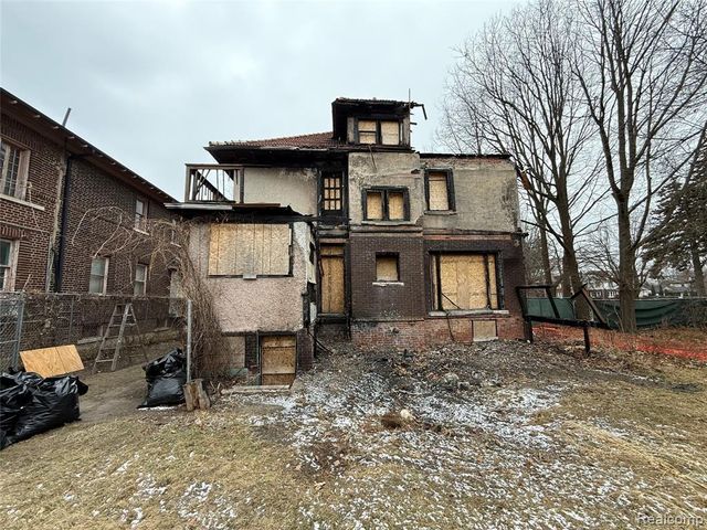 649 E Boston Boulevard, Detroit, MI 48202