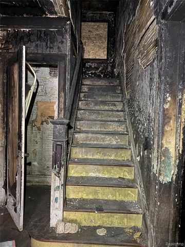 649 E Boston Boulevard, Detroit, MI 48202