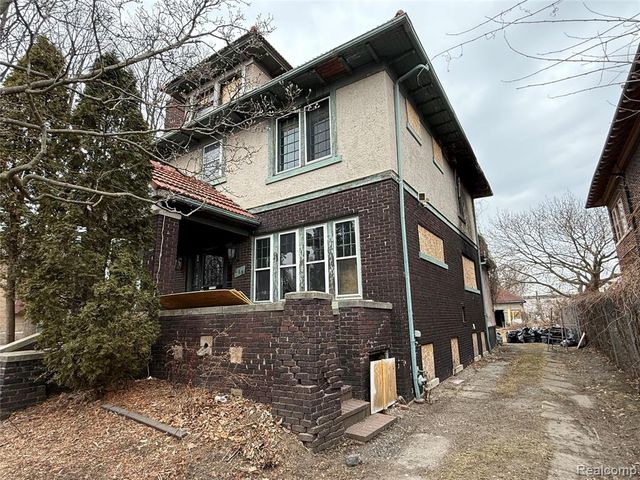 649 E Boston Boulevard, Detroit, MI 48202