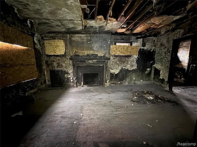 649 E Boston Boulevard, Detroit, MI 48202