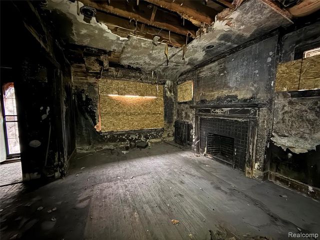 649 E Boston Boulevard, Detroit, MI 48202