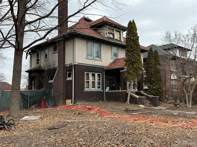 649 E Boston Boulevard, Detroit, MI 48202