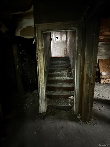 649 E Boston Boulevard, Detroit, MI 48202