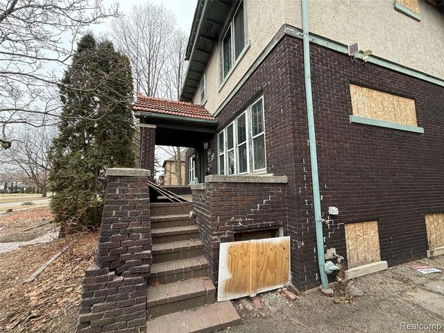 649 E Boston Boulevard, Detroit, MI 48202