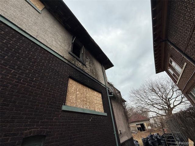 649 E Boston Boulevard, Detroit, MI 48202