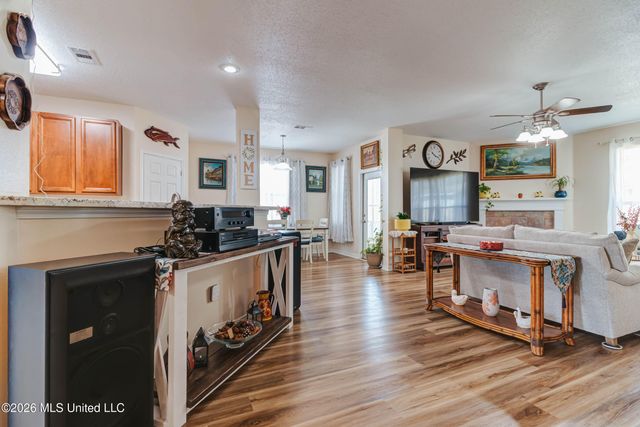 18026 Lake Vista Drive, Gulfport, MS 39503