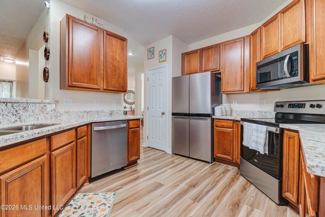 18026 Lake Vista Drive, Gulfport, MS 39503