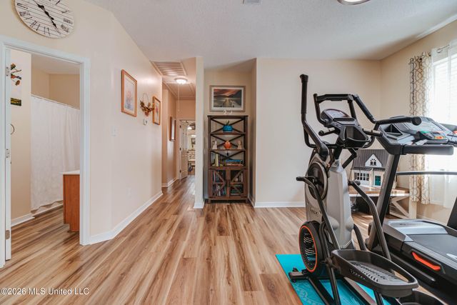 18026 Lake Vista Drive, Gulfport, MS 39503