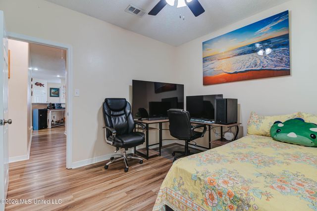 18026 Lake Vista Drive, Gulfport, MS 39503