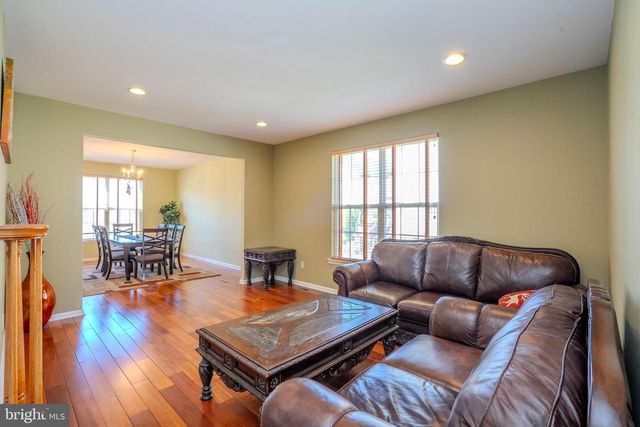 8 JUMPING BROOK COURT, Monroe Township, NJ 08831