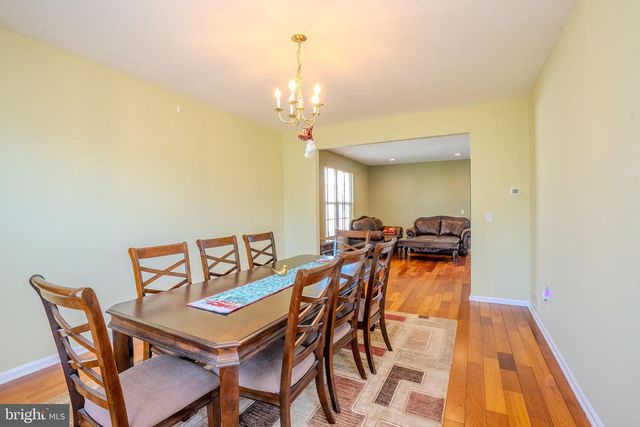 8 JUMPING BROOK COURT, Monroe Township, NJ 08831