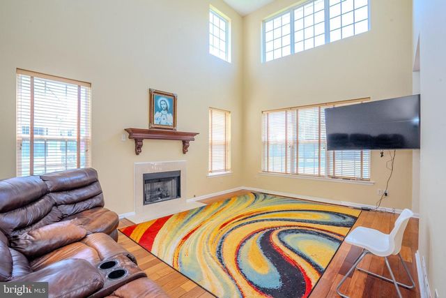 8 JUMPING BROOK COURT, Monroe Township, NJ 08831