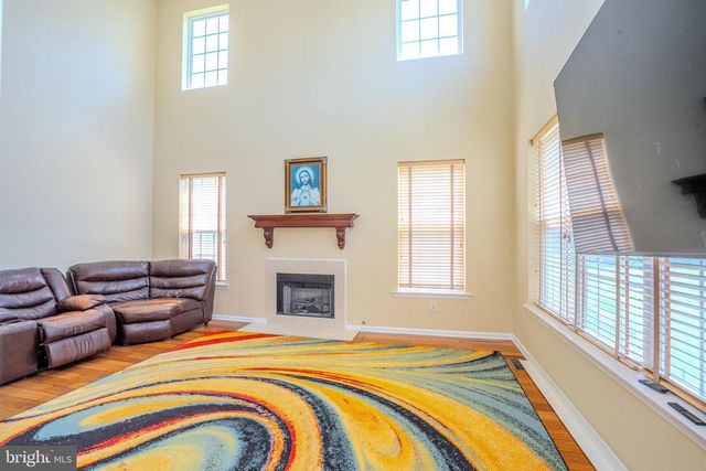 8 JUMPING BROOK COURT, Monroe Township, NJ 08831