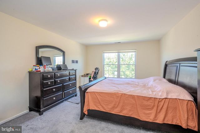 8 JUMPING BROOK COURT, Monroe Township, NJ 08831