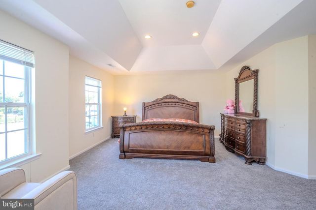 8 JUMPING BROOK COURT, Monroe Township, NJ 08831