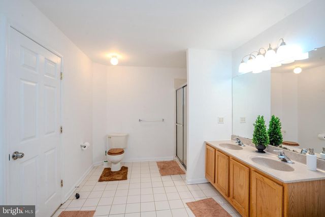 8 JUMPING BROOK COURT, Monroe Township, NJ 08831