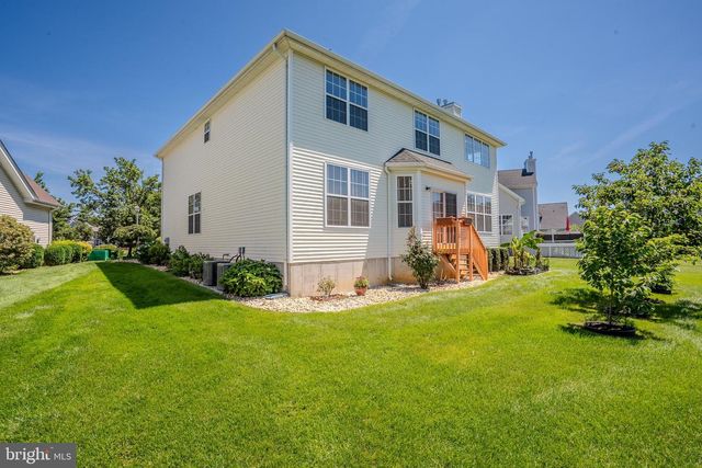 8 JUMPING BROOK COURT, Monroe Township, NJ 08831