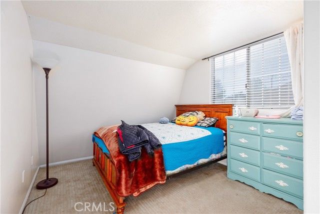 16336 Adelia, Hesperia, CA 92345