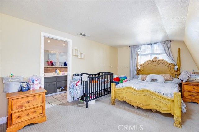 16336 Adelia, Hesperia, CA 92345